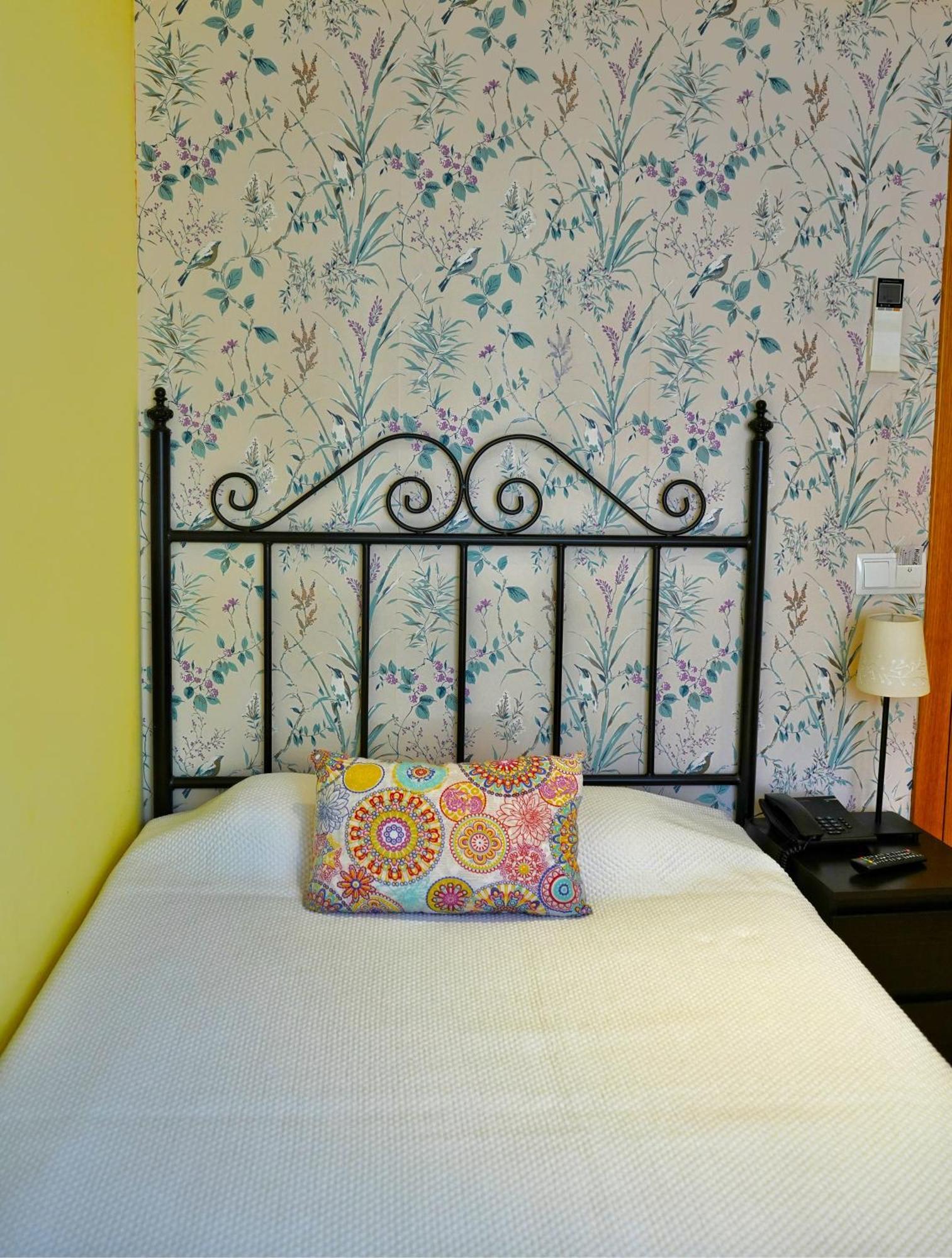 Hostal Mainz Piedralaves Εξωτερικό φωτογραφία